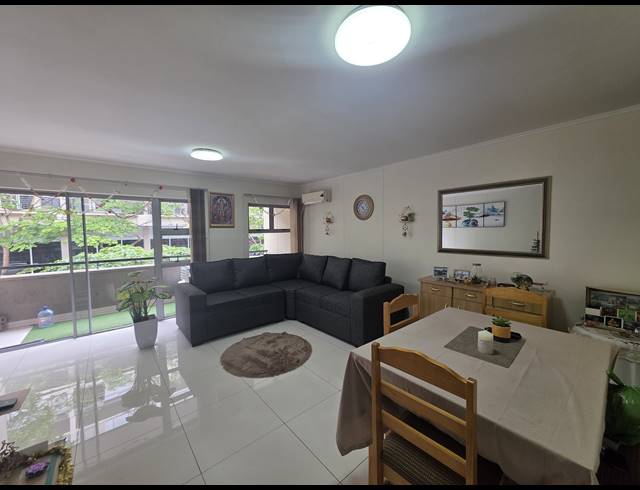 1 BEDROOM APARTMENT FOR SALE IN UMHLANGA RIDGE